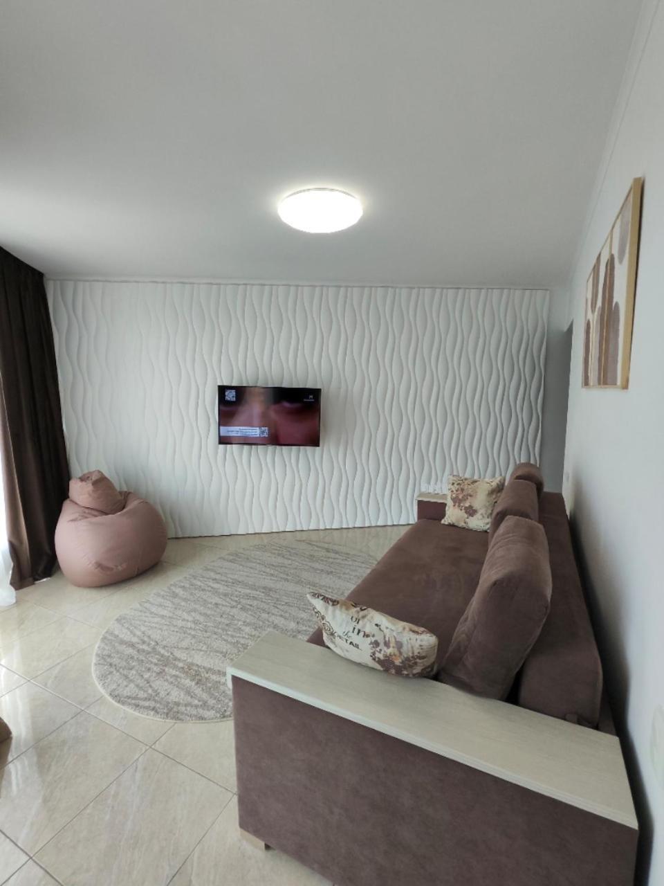 Zlata De Luxe Appartement Ivano-Frankivsk Buitenkant foto
