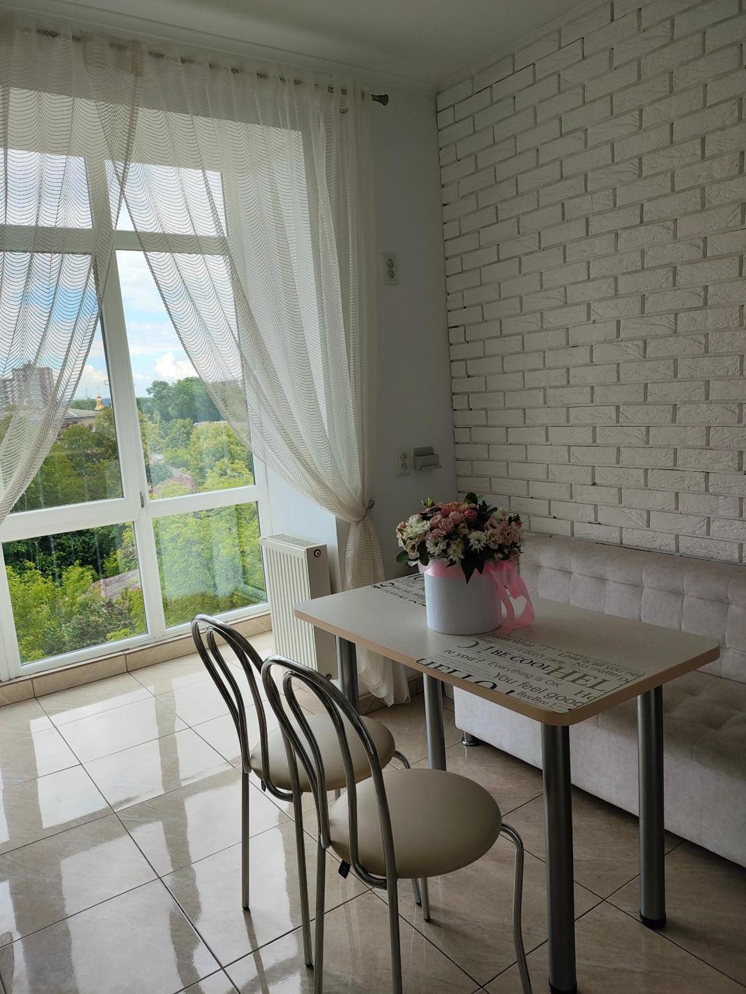 Zlata De Luxe Appartement Ivano-Frankivsk Buitenkant foto